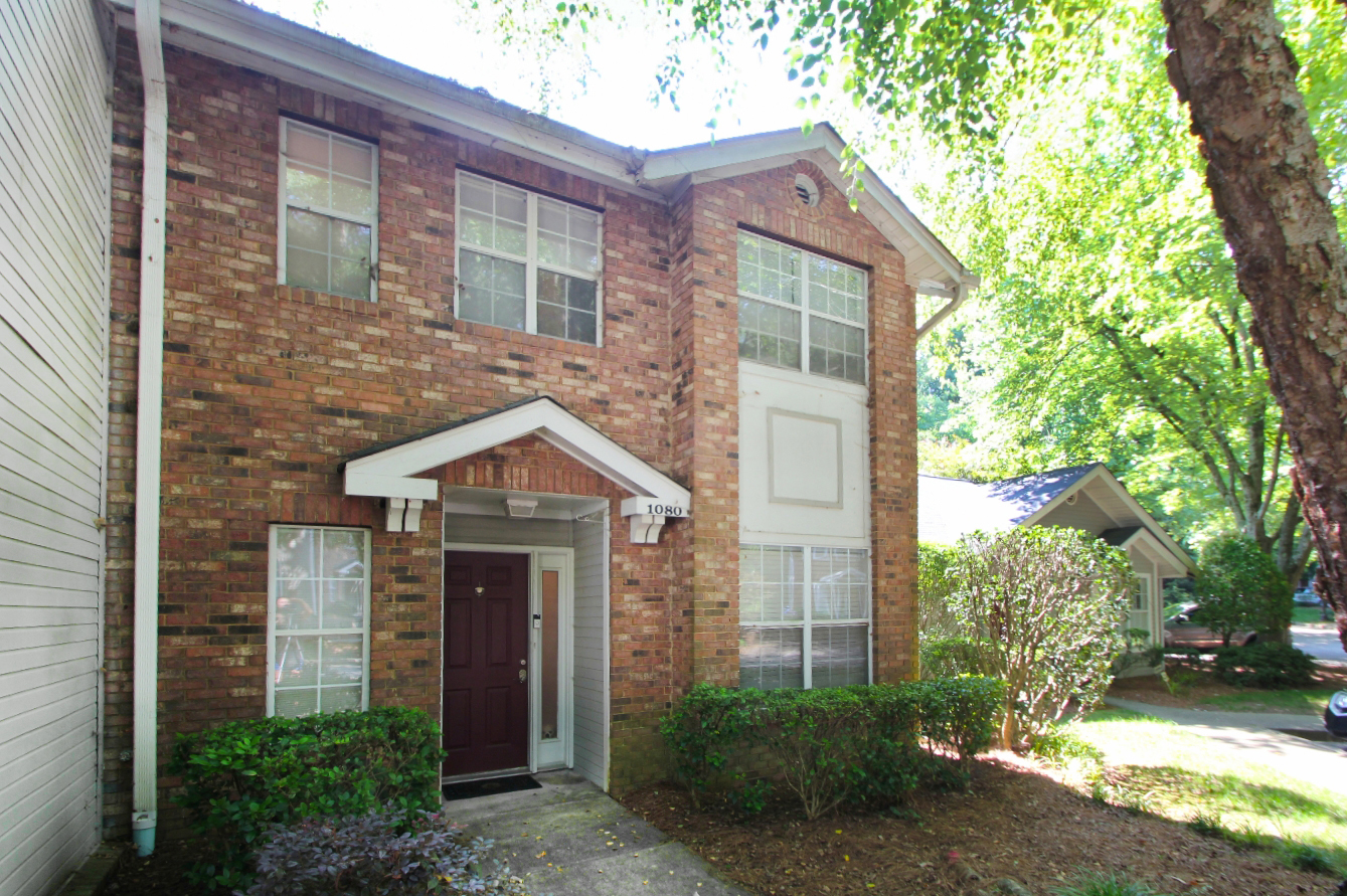 Property main image